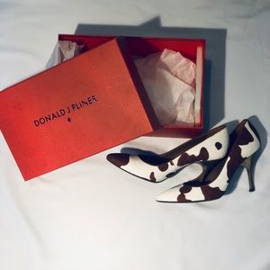Donald J Pilner saddle heels